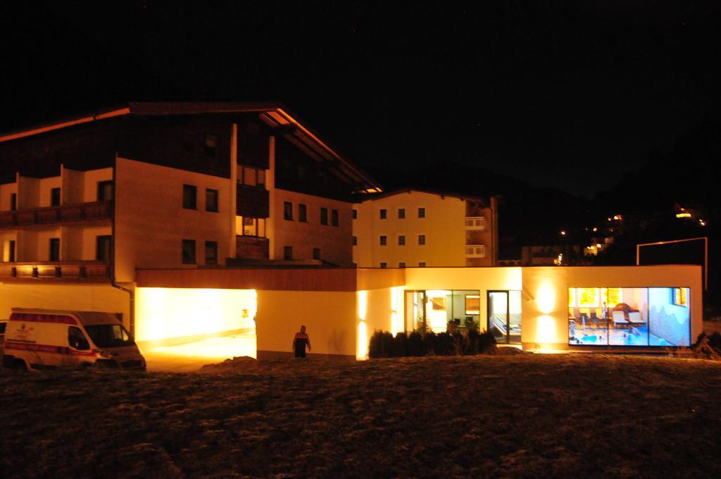 Haus Scheiber Hotel Sankt Jakob in Defereggen Bagian luar foto