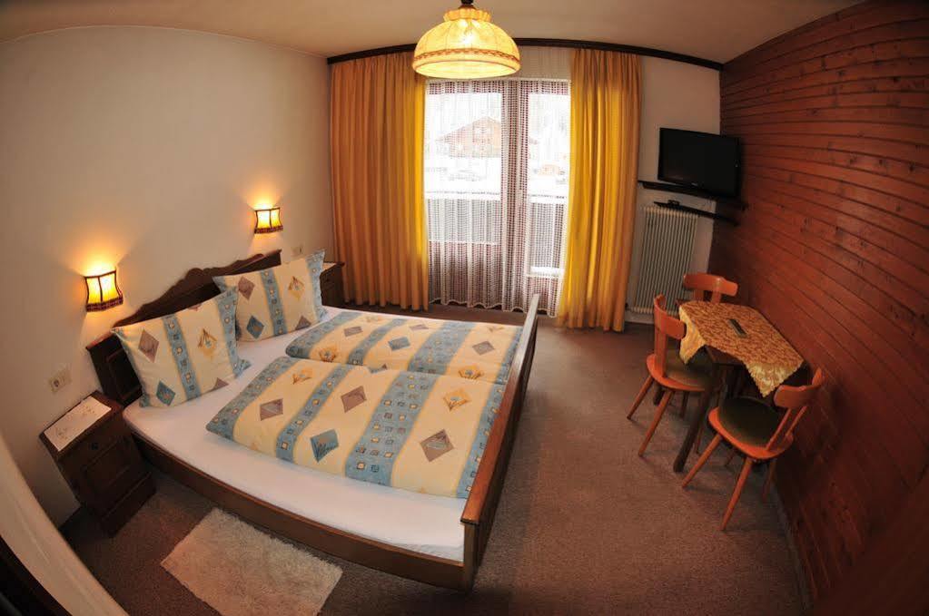 Haus Scheiber Hotel Sankt Jakob in Defereggen Bagian luar foto
